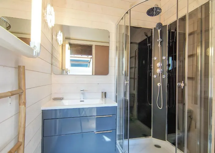 Apartment Le Chailloud-2 By Interhome *